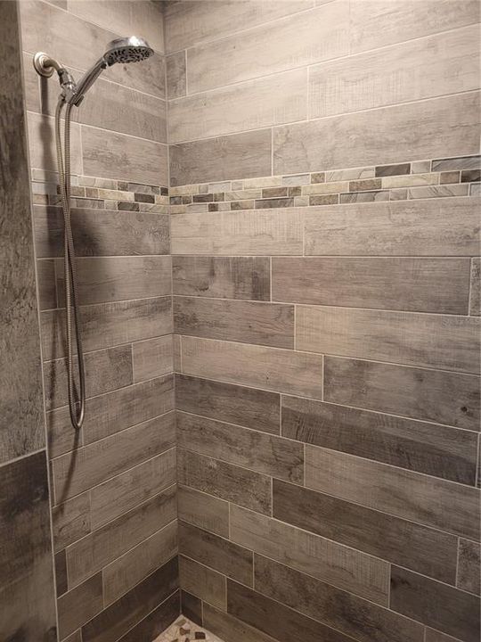 Primary shower