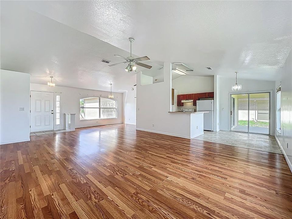 待售: $378,888 (3 贝兹, 2 浴室, 1490 平方英尺)