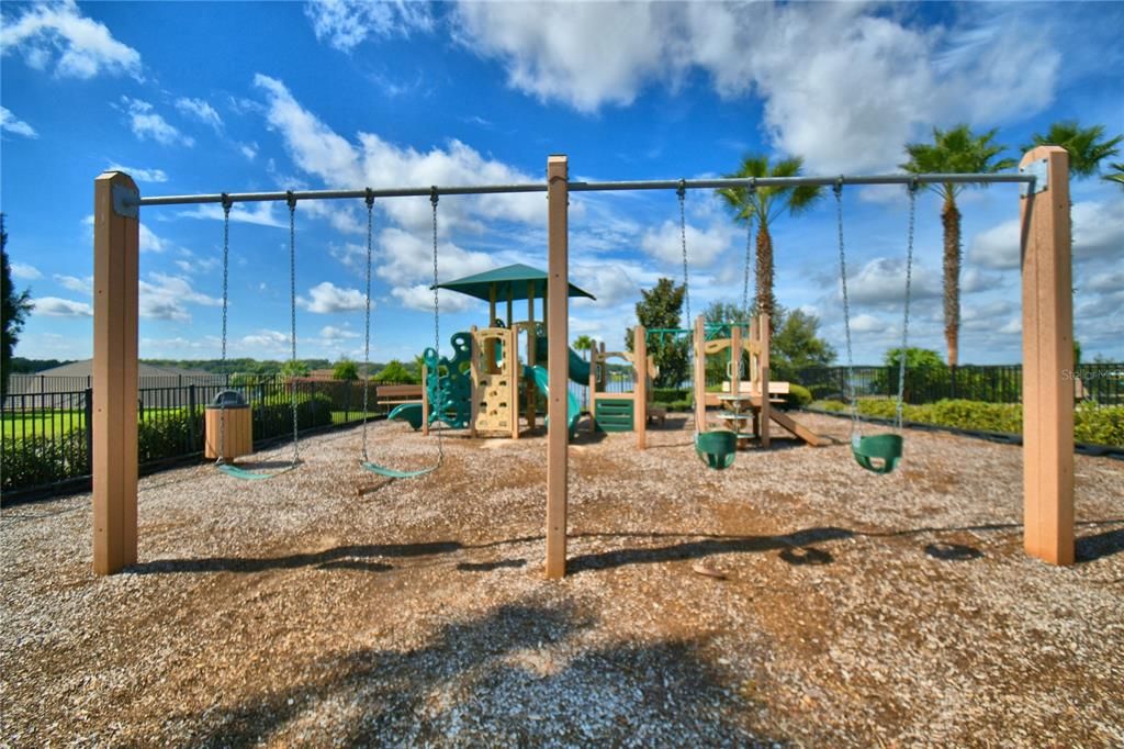 待售: $145,000 (0.35 acres)