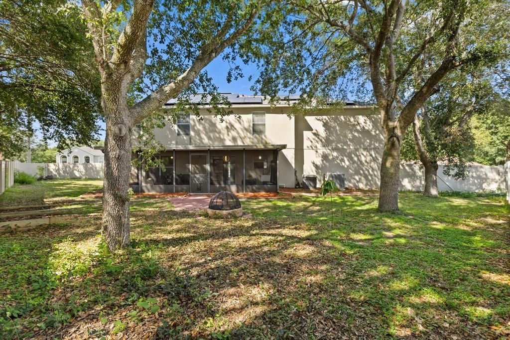 Active With Contract: $395,000 (5 beds, 2 baths, 3072 Square Feet)
