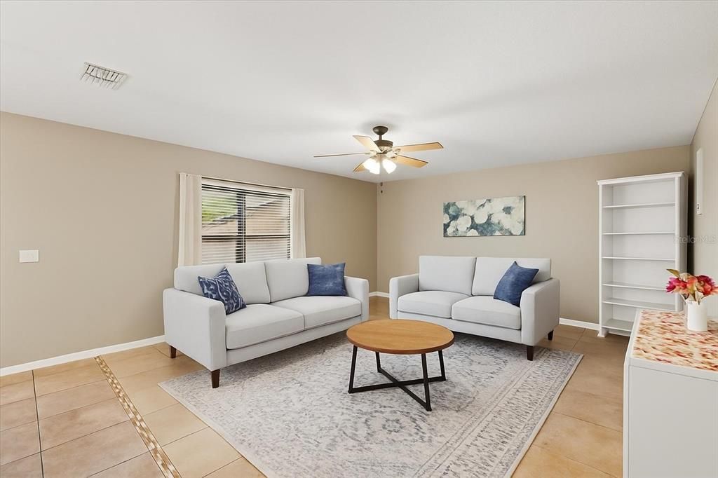 Active With Contract: $395,000 (5 beds, 2 baths, 3072 Square Feet)