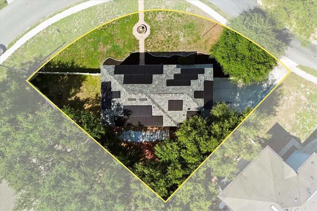 Active With Contract: $395,000 (5 beds, 2 baths, 3072 Square Feet)