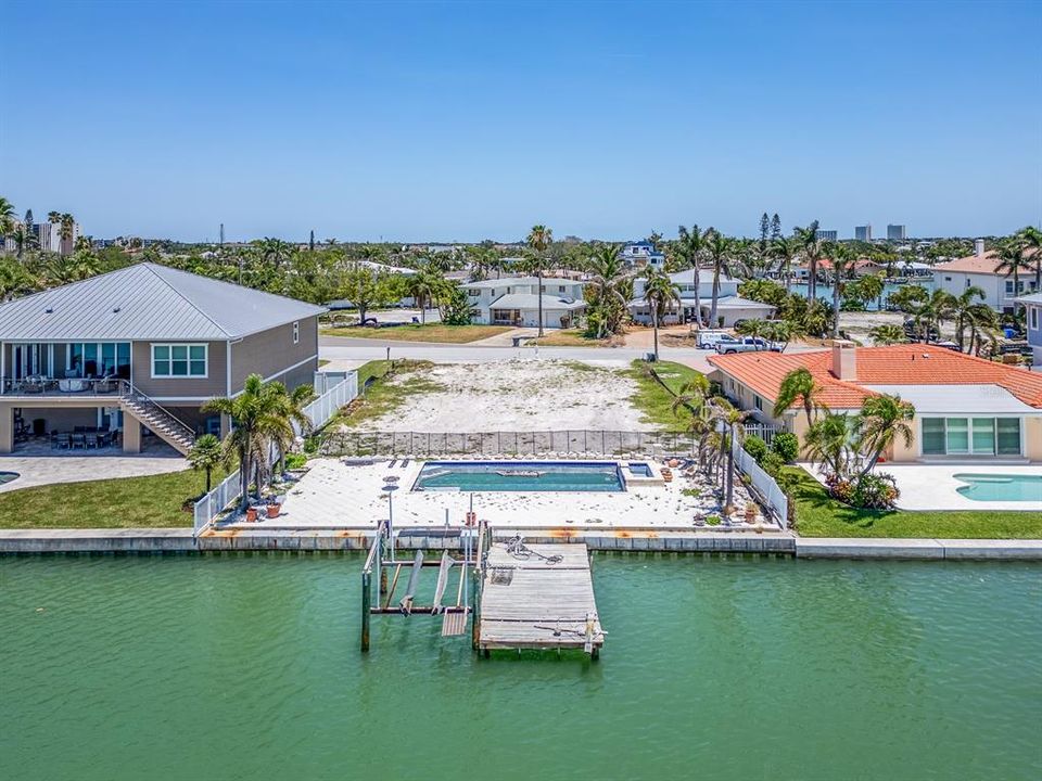 待售: $4,500,000 (5 贝兹, 5 浴室, 4818 平方英尺)