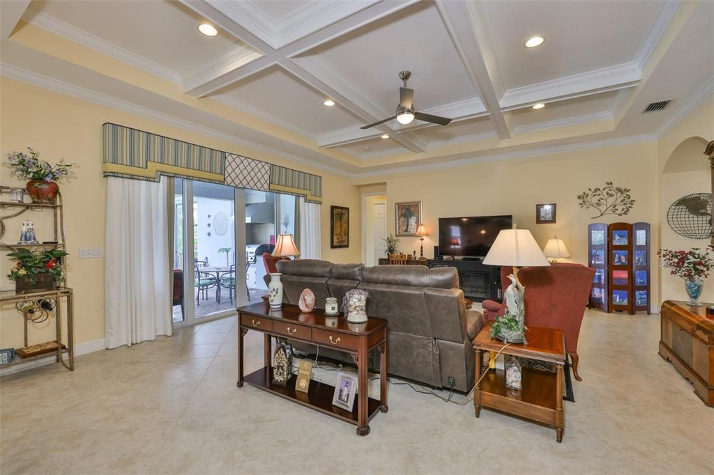 Active With Contract: $599,000 (2 beds, 2 baths, 2277 Square Feet)