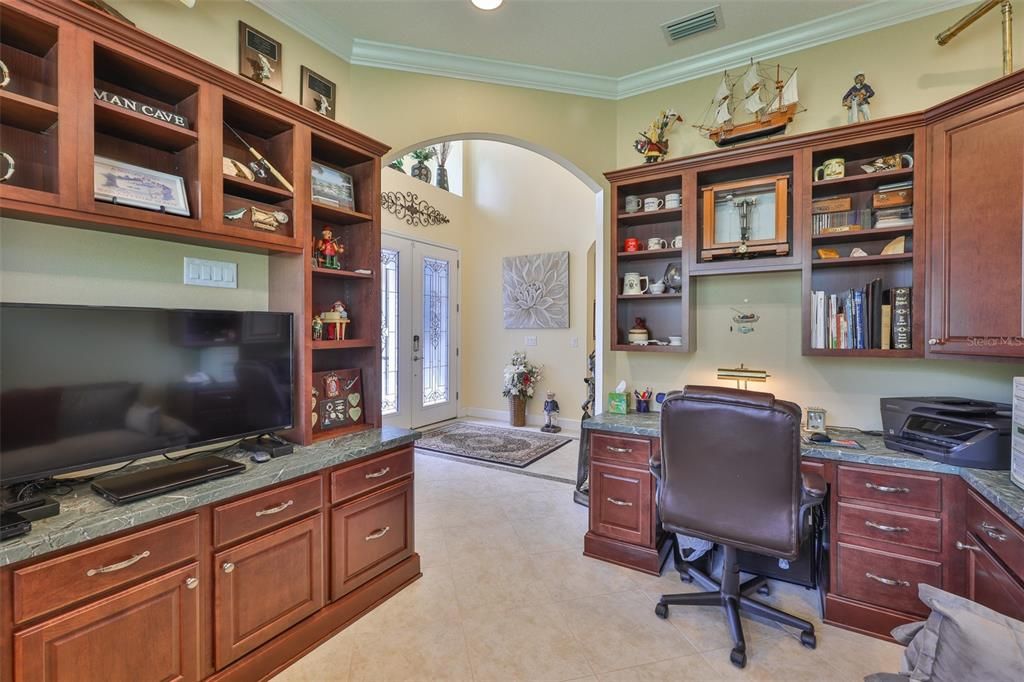 Active With Contract: $599,000 (2 beds, 2 baths, 2277 Square Feet)