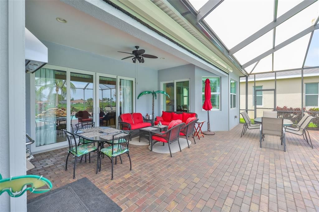 Active With Contract: $599,000 (2 beds, 2 baths, 2277 Square Feet)