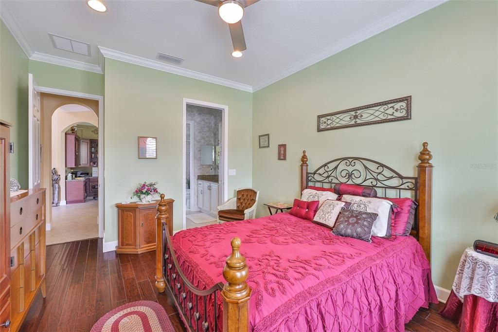 Active With Contract: $599,000 (2 beds, 2 baths, 2277 Square Feet)