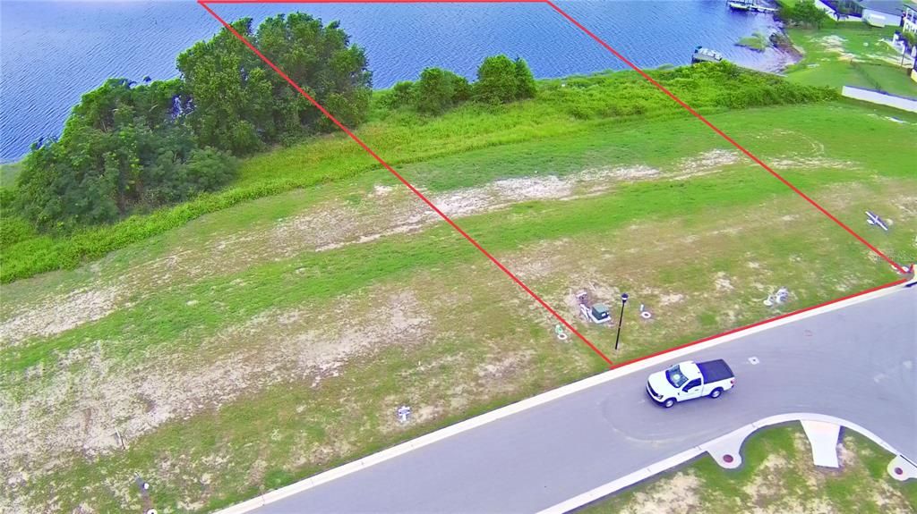 待售: $150,000 (0.89 acres)