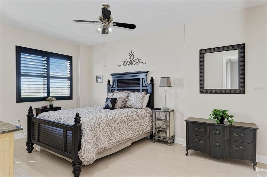 For Rent: $2,750 (2 beds, 2 baths, 1696 Square Feet)