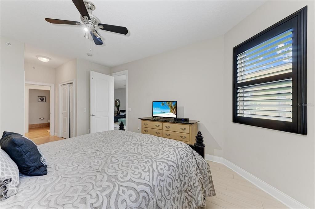 For Rent: $2,750 (2 beds, 2 baths, 1696 Square Feet)