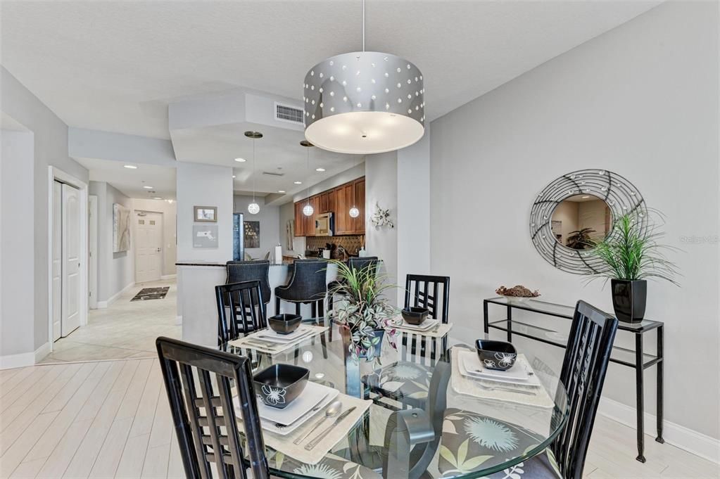 For Rent: $2,750 (2 beds, 2 baths, 1696 Square Feet)