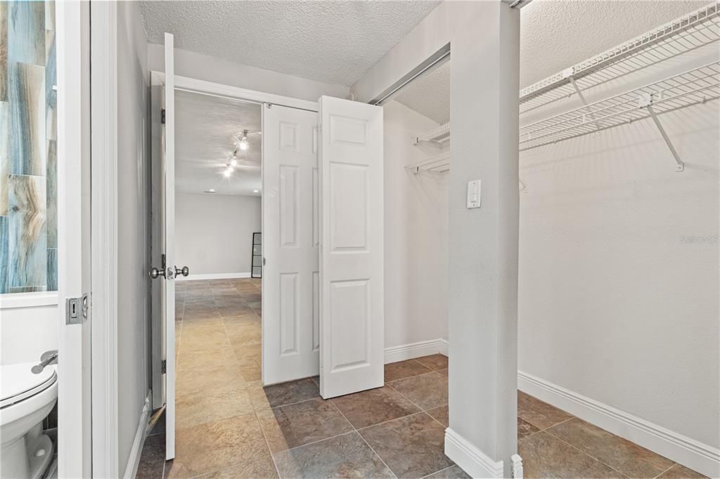 Active With Contract: $575,000 (3 beds, 2 baths, 1638 Square Feet)
