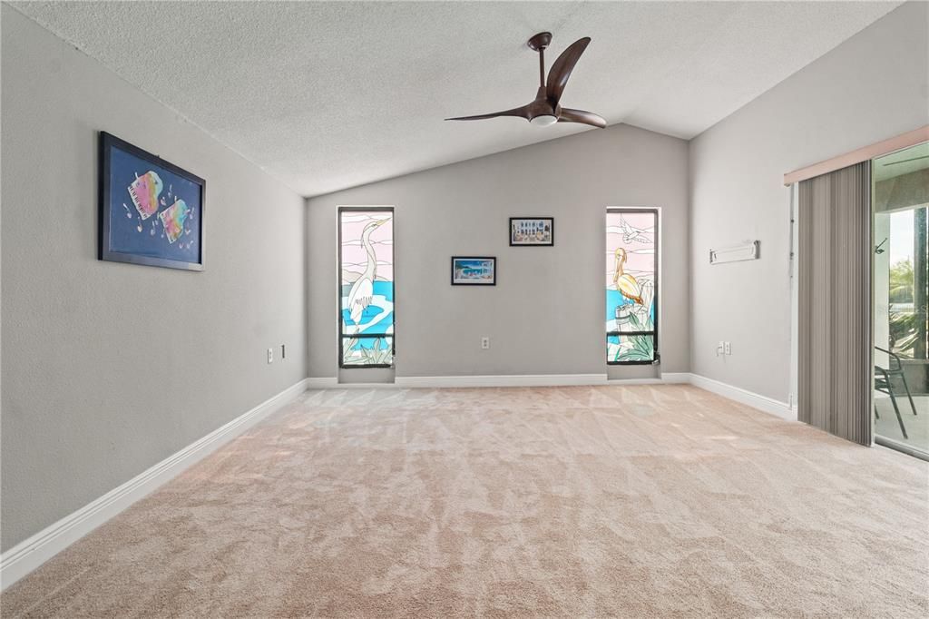Active With Contract: $575,000 (3 beds, 2 baths, 1638 Square Feet)