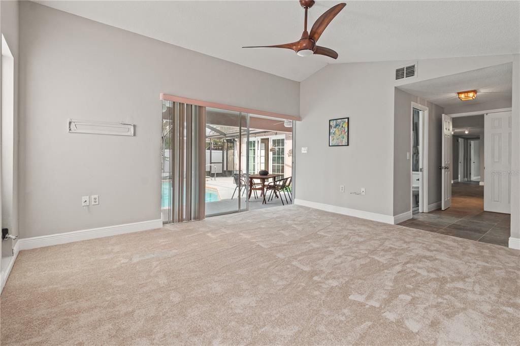 Active With Contract: $575,000 (3 beds, 2 baths, 1638 Square Feet)