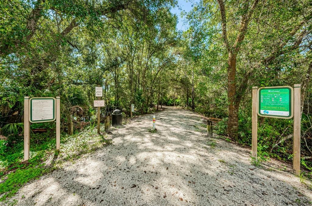 Activo con contrato: $814,900 (4 camas, 3 baños, 2396 Pies cuadrados)