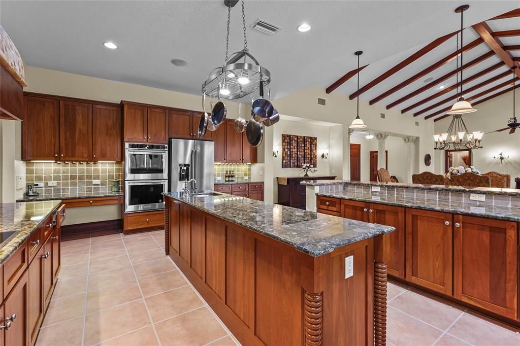 For Sale: $1,745,000 (6 beds, 3 baths, 5285 Square Feet)