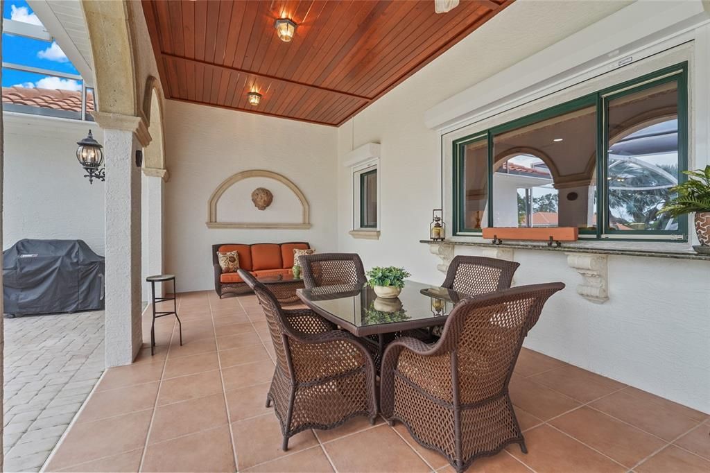 For Sale: $1,745,000 (6 beds, 3 baths, 5285 Square Feet)