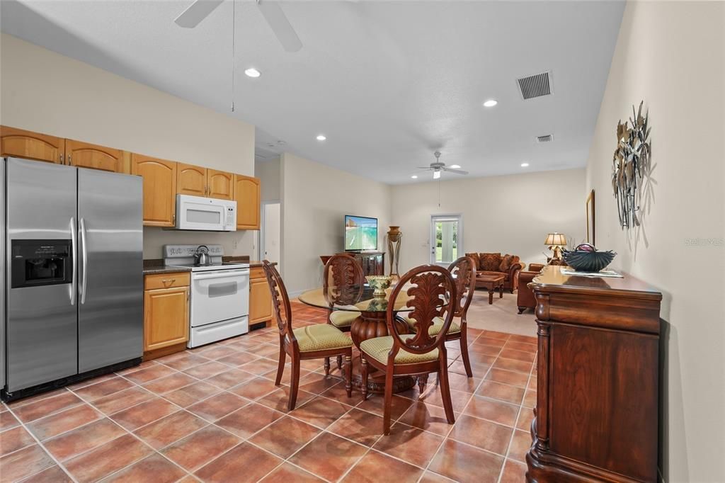 For Sale: $1,745,000 (6 beds, 3 baths, 5285 Square Feet)