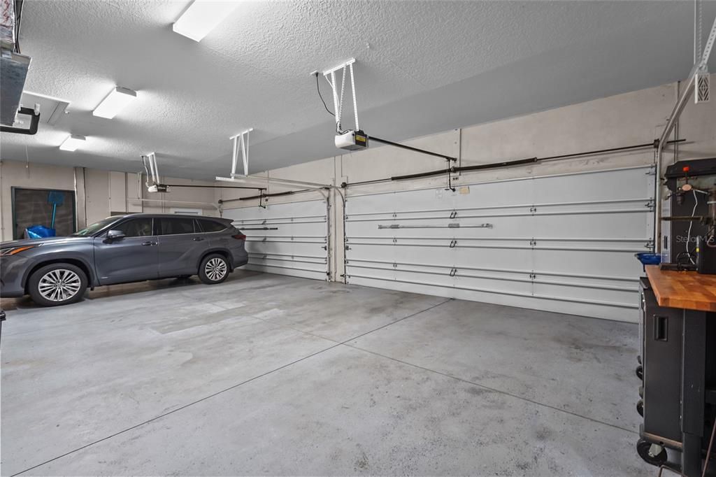 For Sale: $1,745,000 (6 beds, 3 baths, 5285 Square Feet)