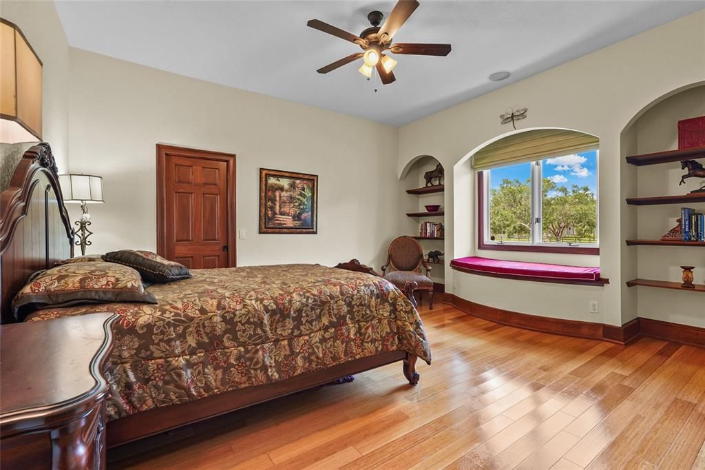 For Sale: $1,745,000 (6 beds, 3 baths, 5285 Square Feet)