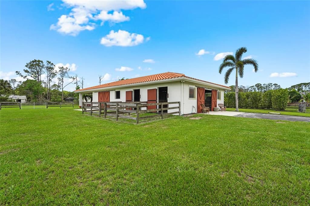 For Sale: $1,745,000 (6 beds, 3 baths, 5285 Square Feet)