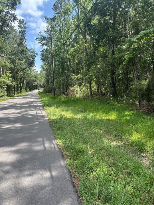 待售: $123,000 (3.70 acres)