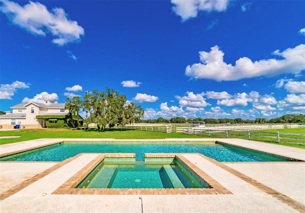 For Sale: $1,395,000 (3 beds, 3 baths, 2700 Square Feet)