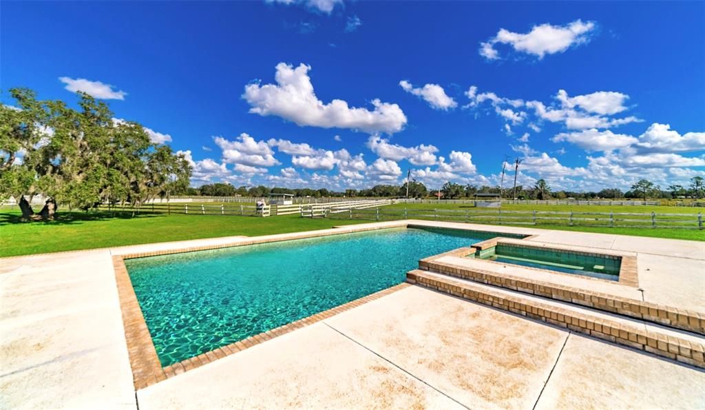 For Sale: $1,395,000 (3 beds, 3 baths, 2700 Square Feet)