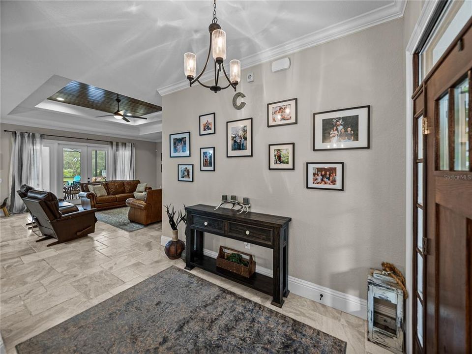 待售: $799,000 (4 贝兹, 2 浴室, 2601 平方英尺)