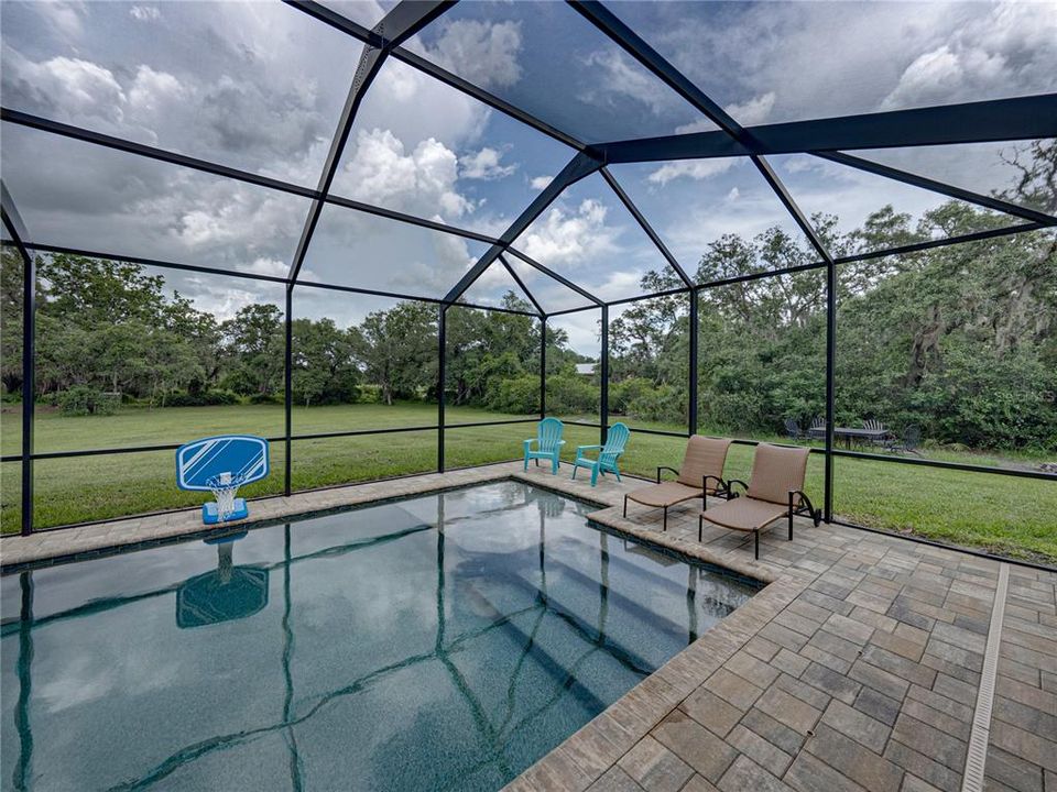 待售: $799,000 (4 贝兹, 2 浴室, 2601 平方英尺)