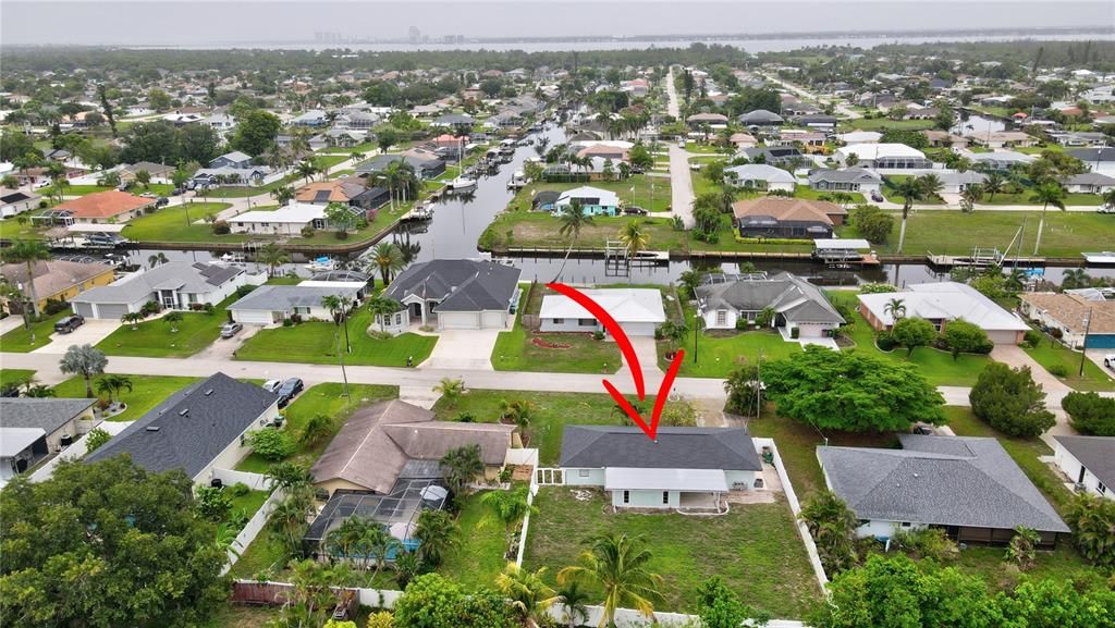 合同活跃: $279,000 (3 贝兹, 2 浴室, 1435 平方英尺)