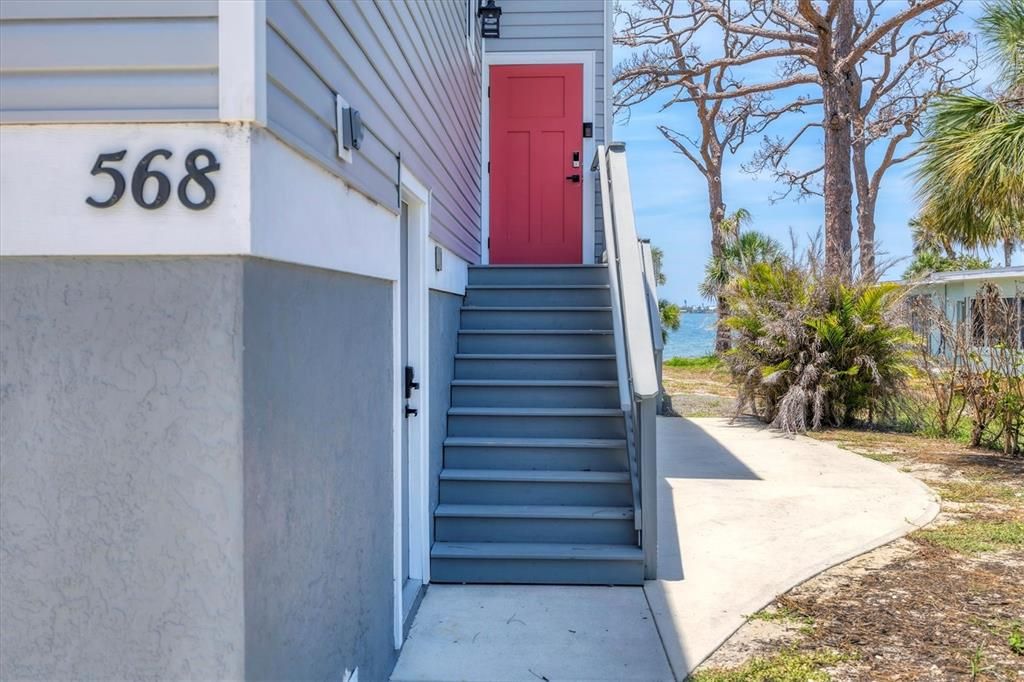 For Rent: $7,500 (2 beds, 2 baths, 1200 Square Feet)