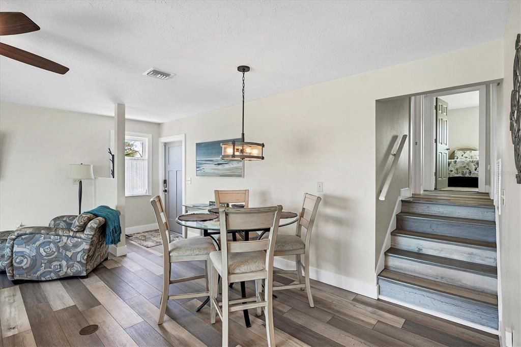 For Rent: $7,500 (2 beds, 2 baths, 1200 Square Feet)