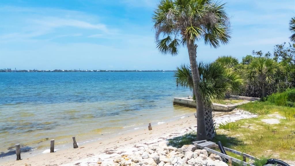 For Rent: $7,500 (2 beds, 2 baths, 1200 Square Feet)