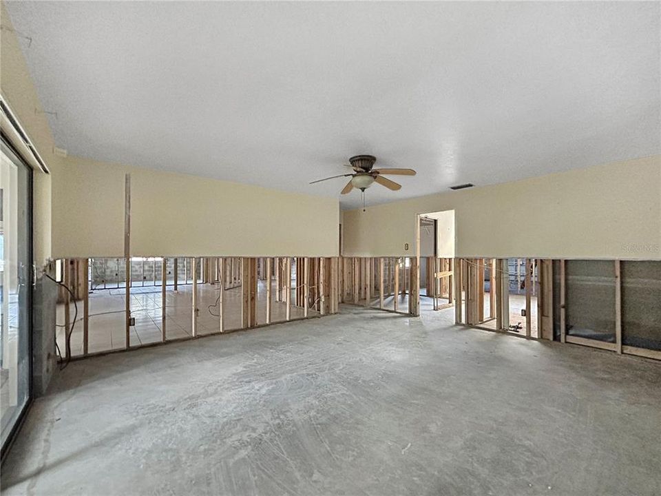 For Sale: $439,900 (3 beds, 2 baths, 2639 Square Feet)