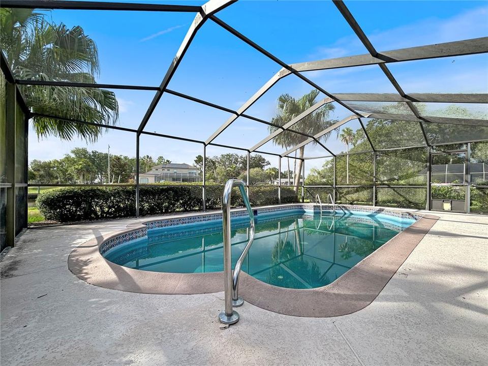 For Sale: $439,900 (3 beds, 2 baths, 2639 Square Feet)