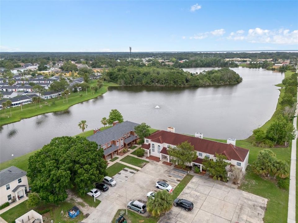 For Sale: $239,500 (2 beds, 2 baths, 1217 Square Feet)