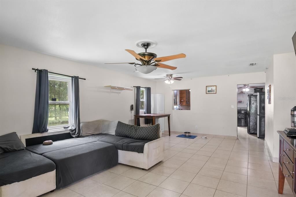 待售: $289,990 (3 贝兹, 2 浴室, 1312 平方英尺)