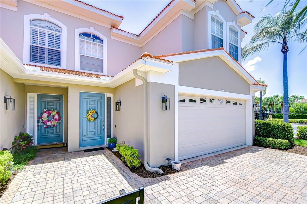 For Sale: $514,900 (3 beds, 2 baths, 2538 Square Feet)