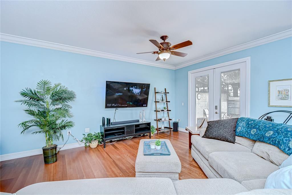 For Sale: $514,900 (3 beds, 2 baths, 2538 Square Feet)