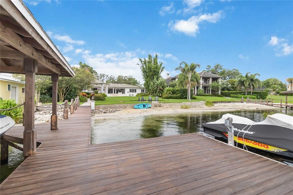 For Sale: $1,595,000 (4 beds, 3 baths, 2498 Square Feet)