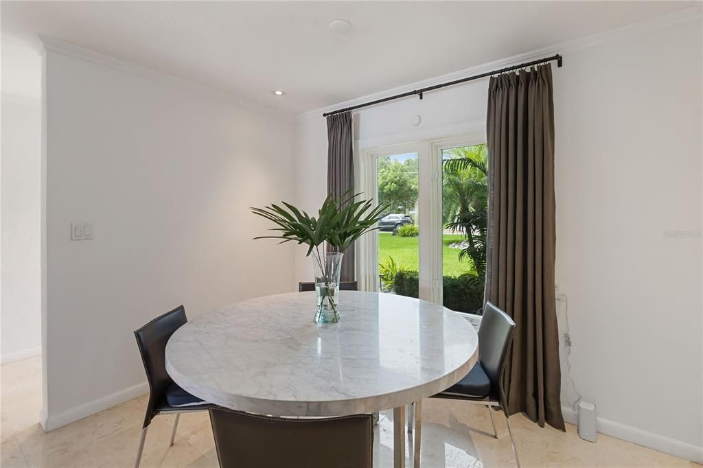 For Sale: $1,595,000 (4 beds, 3 baths, 2498 Square Feet)