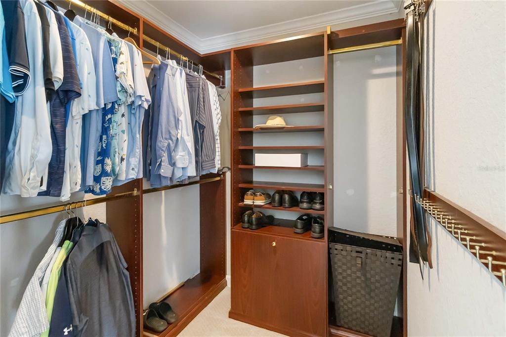 For Sale: $1,595,000 (4 beds, 3 baths, 2498 Square Feet)