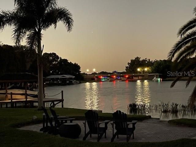 For Sale: $1,595,000 (4 beds, 3 baths, 2498 Square Feet)