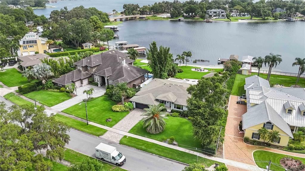 For Sale: $1,595,000 (4 beds, 3 baths, 2498 Square Feet)