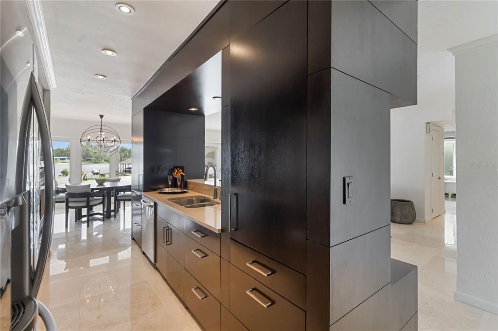 For Sale: $1,595,000 (4 beds, 3 baths, 2498 Square Feet)