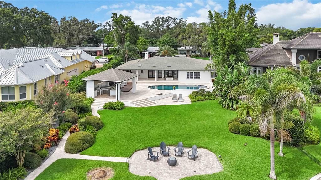 For Sale: $1,595,000 (4 beds, 3 baths, 2498 Square Feet)