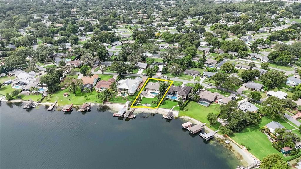 For Sale: $1,595,000 (4 beds, 3 baths, 2498 Square Feet)