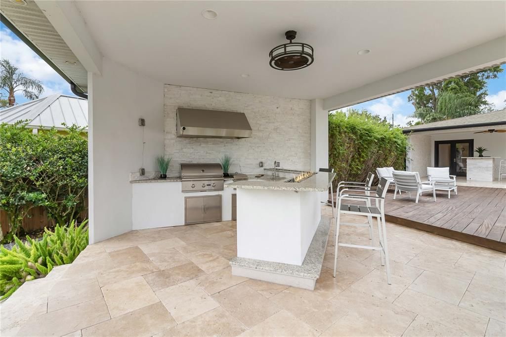 For Sale: $1,595,000 (4 beds, 3 baths, 2498 Square Feet)