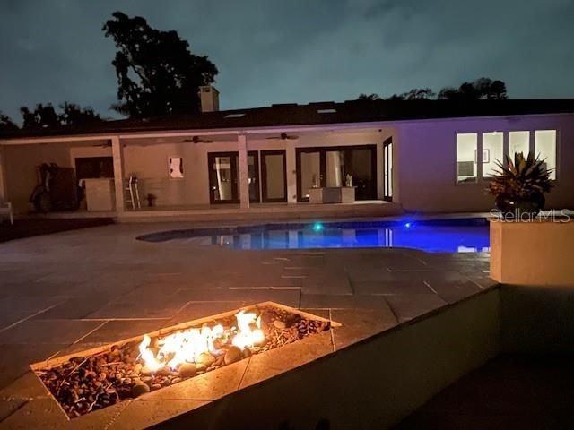 For Sale: $1,595,000 (4 beds, 3 baths, 2498 Square Feet)